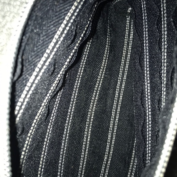 Zip-it Wristlet 🌸 - Picture 5 of 7